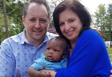 Newborn adoption: Adopt a baby like Lisa and Jake